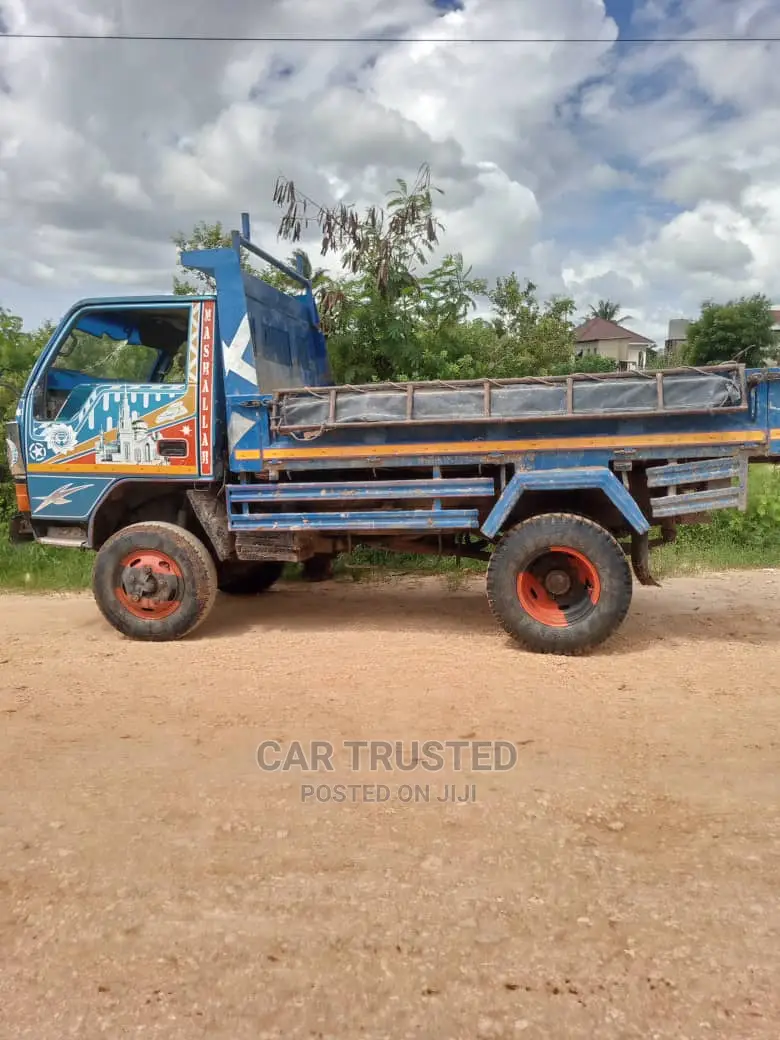 Mitsubishi Canter