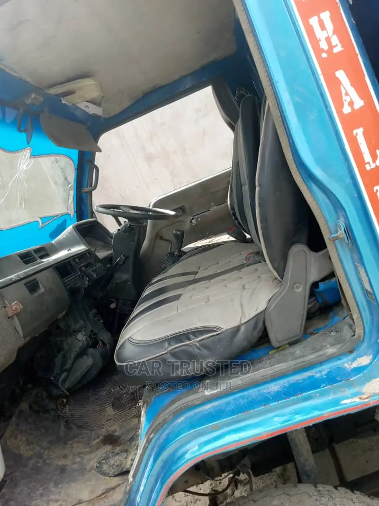 Mitsubishi Canter