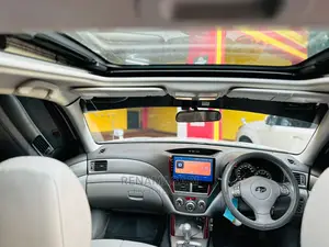 Subaru Forester 2010 White