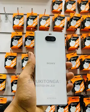 New Sony Xperia 8 SOV42 64 GB White
