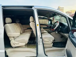 Toyota Alphard 2005 Silver