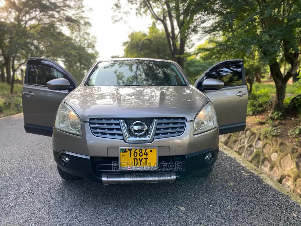 Nissan Dualis 2010 Gold