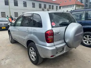 Toyota RAV4 1.8 2005 Silver