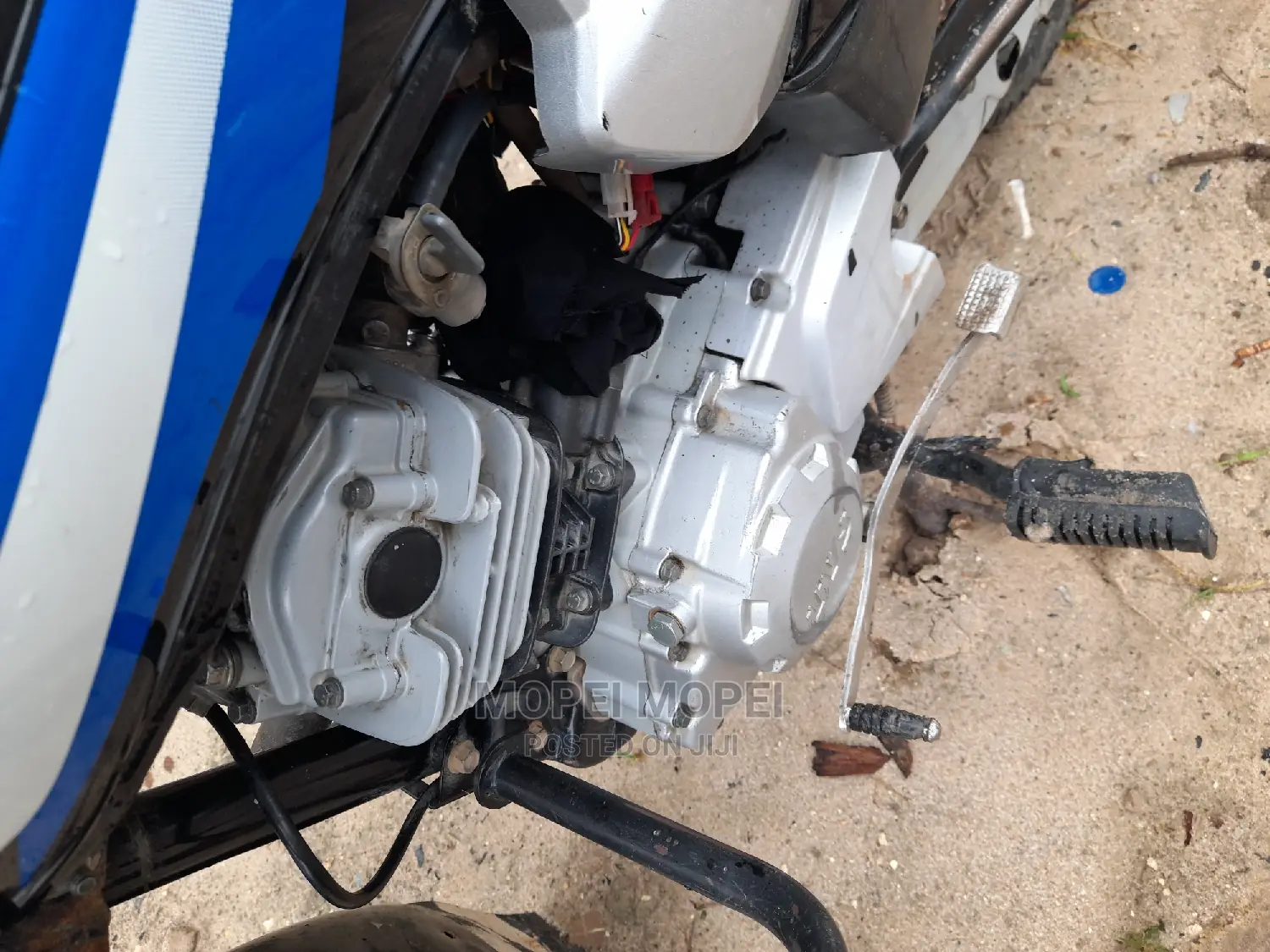 TVS King Deluxe Plus iTouch Start 2021 Beige