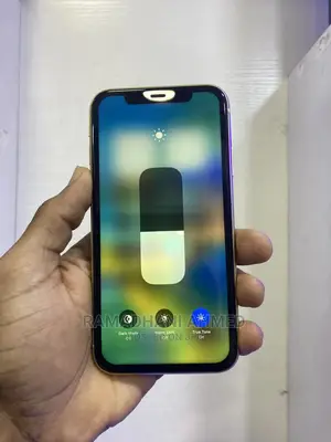 Apple iPhone 11 128 GB Yellow