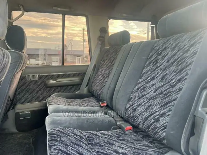 Toyota Land Cruiser Prado 1993 Silver