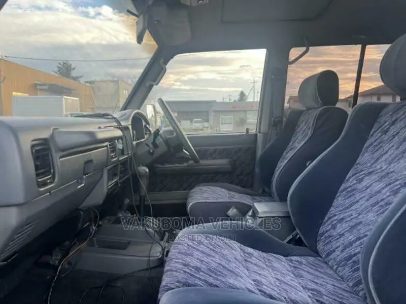 Toyota Land Cruiser Prado 1993 Silver