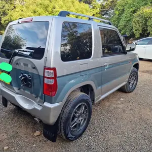 Mitsubishi Pajero 2005 Gray