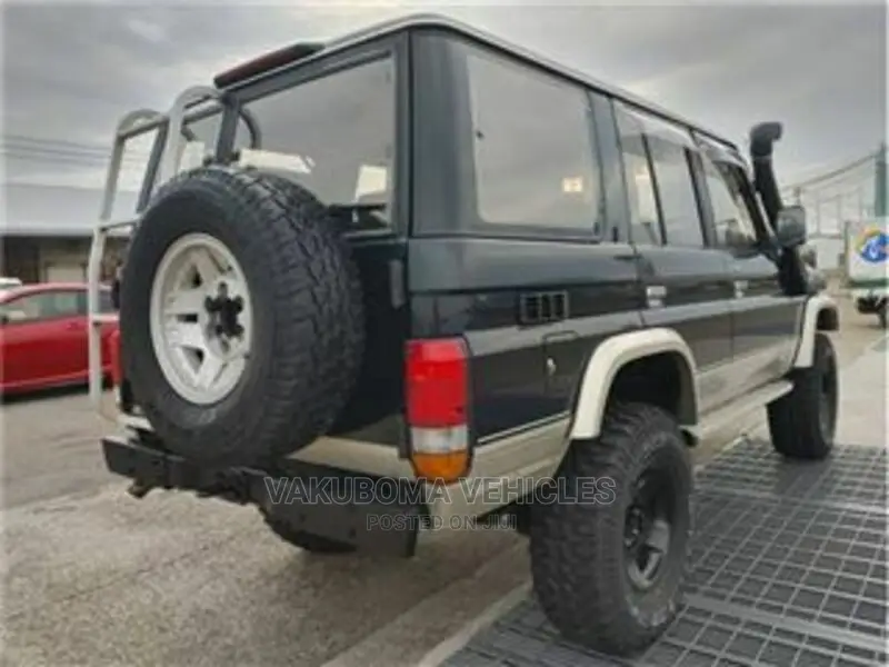Toyota Land Cruiser Prado 1996 Green