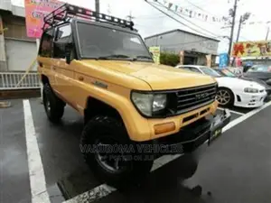 Toyota Land Cruiser Prado 1991 Yellow