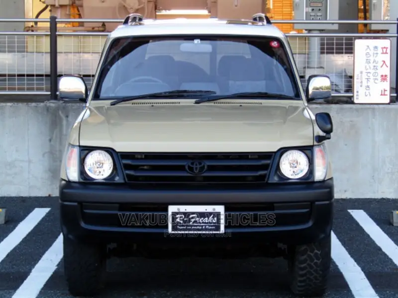 Toyota Land Cruiser Prado 1998 Brown