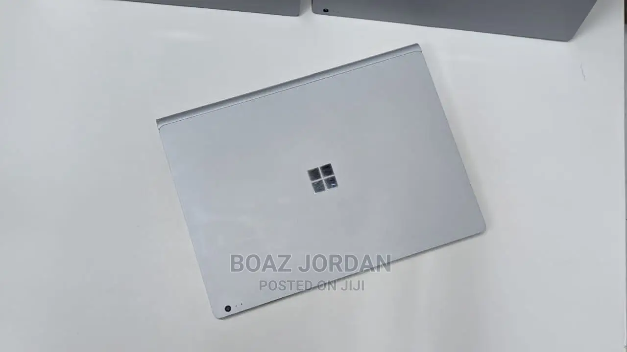 New Laptop Microsoft Surface Book 2 16GB Intel Core I7 SSD 512GB
