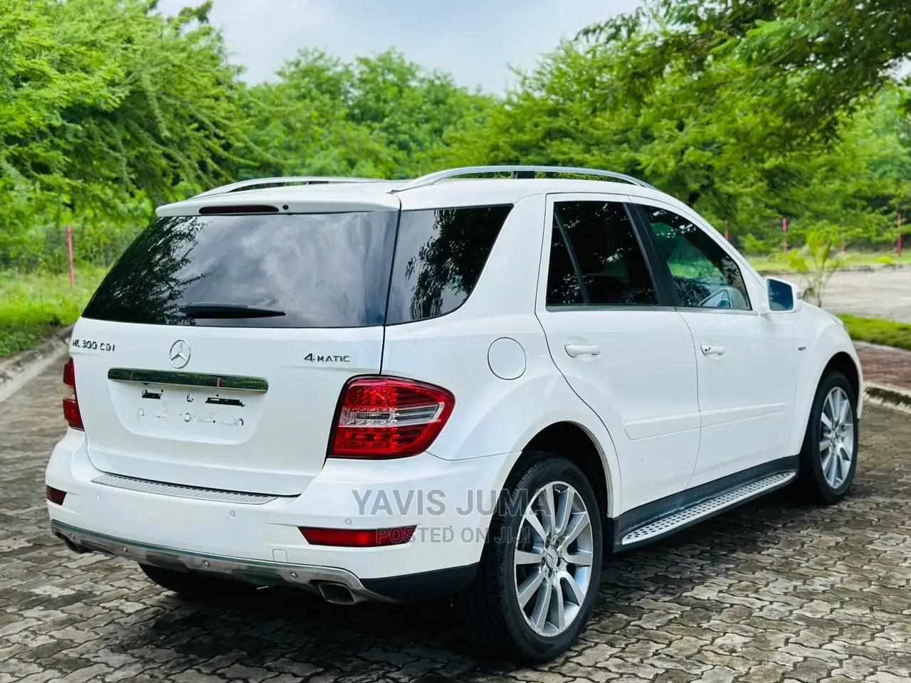 Mercedes-Benz M Class 2012 White
