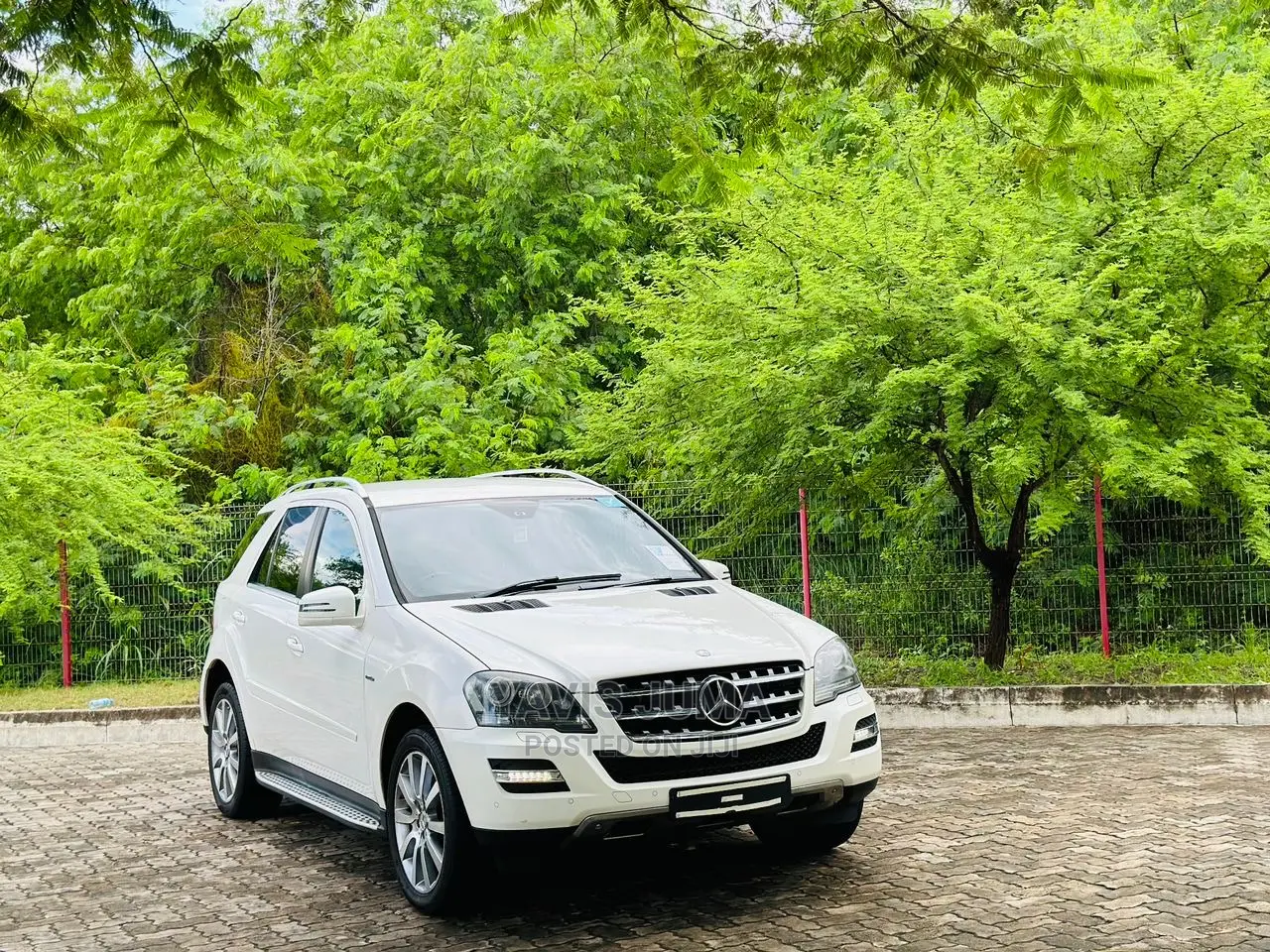 Mercedes-Benz M Class 2012 White
