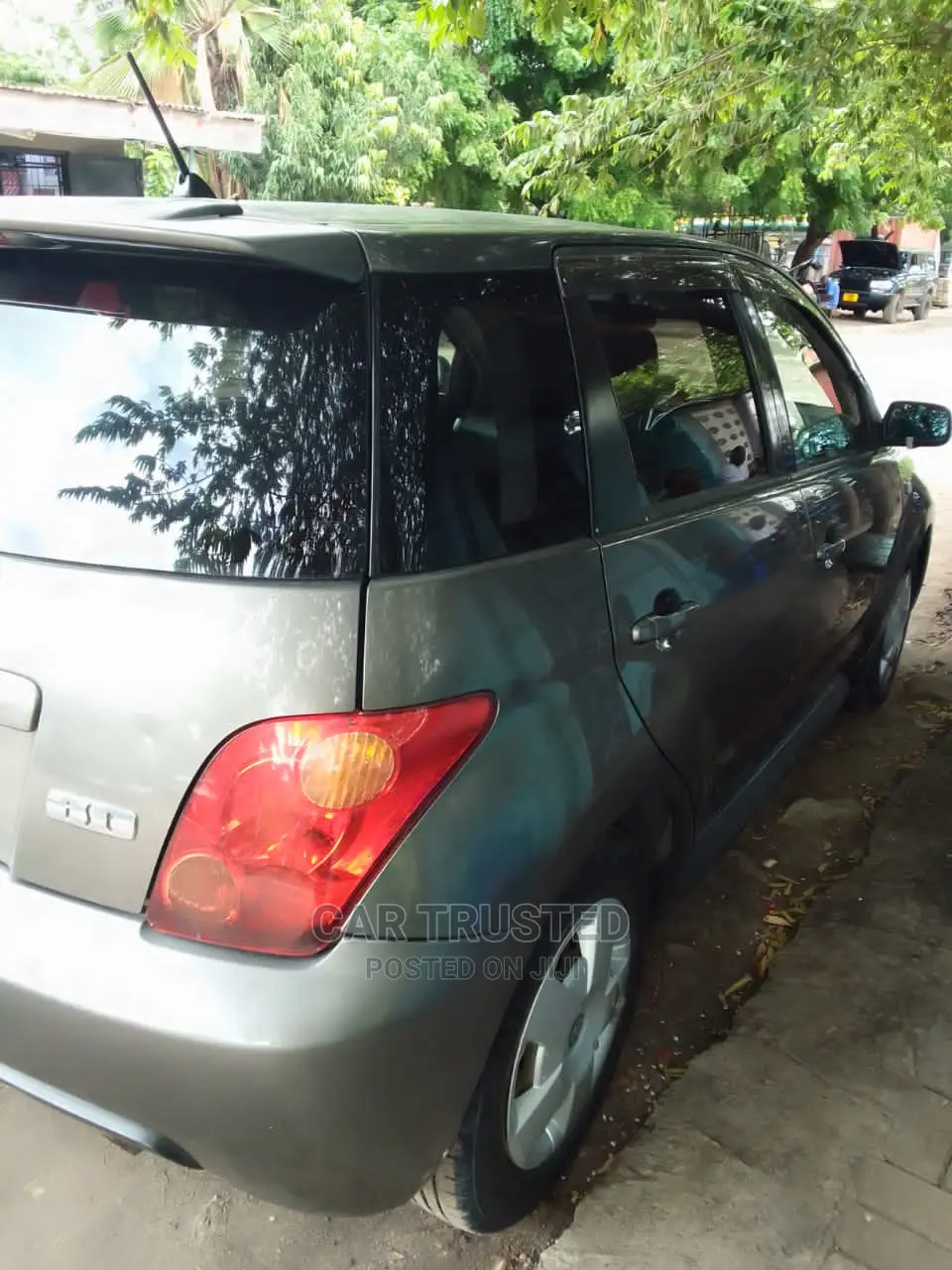 Toyota IST 2005 Gray
