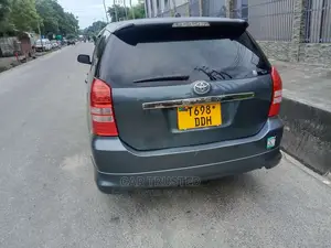 Toyota Wish 2003 Beige