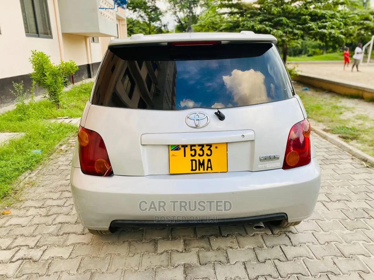 Toyota IST 2003 Silver