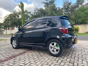 Toyota Vitz 1.3 AWD 3dr 2002 Black
