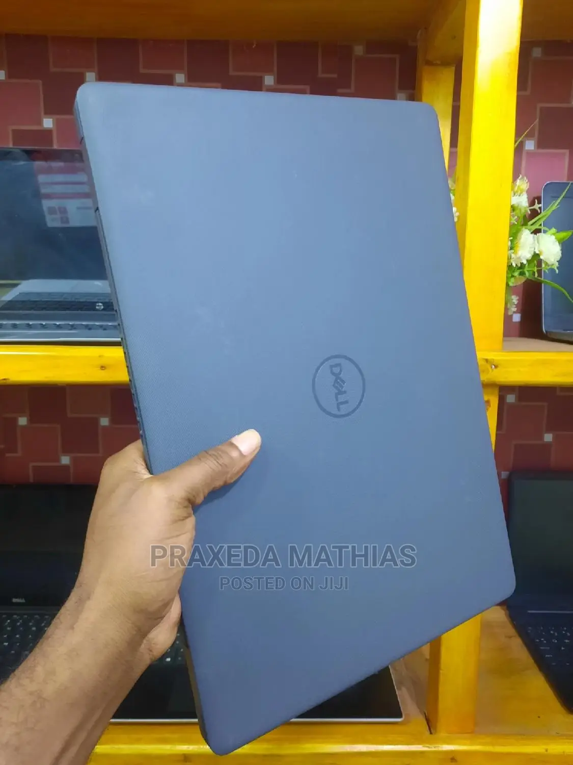 Laptop Dell Vostro 3500 4GB Intel Core I3 HDD 1T
