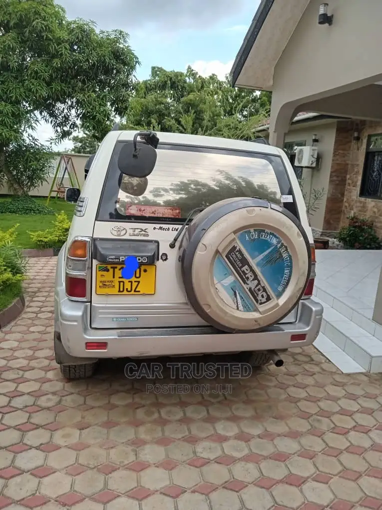 Toyota Land Cruiser Prado 3.0 D-4d 3dr 2005 White