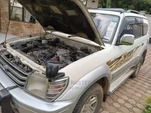 Toyota Land Cruiser Prado 3.0 D-4d 3dr 2005 White
