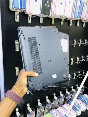 Laptop HP EliteBook 820 G3 8GB Intel Core I5 HDD 500GB