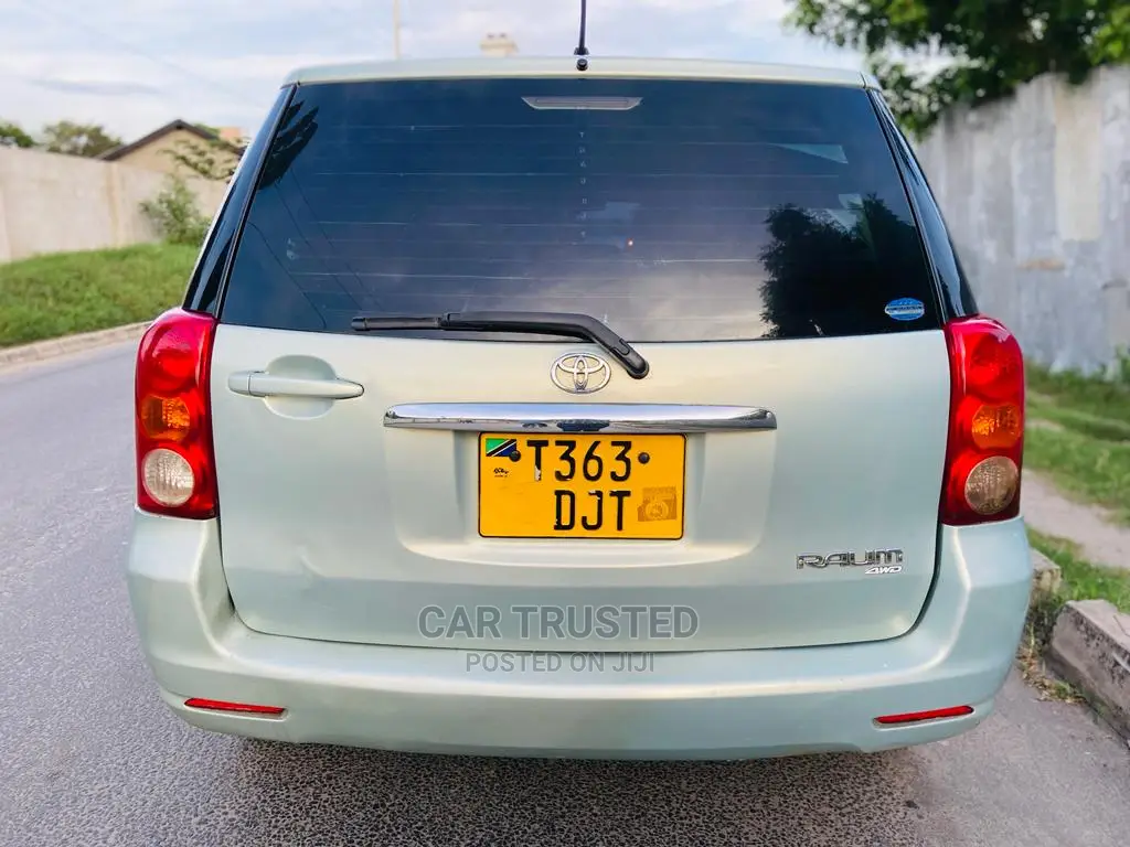 Toyota Raum 1.5 AWD 2004 Beige