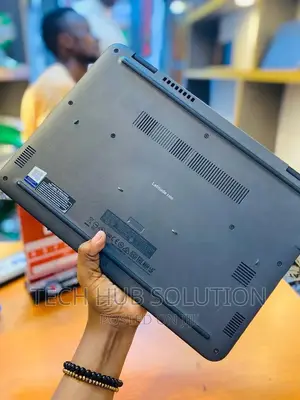 New Laptop Dell Vostro 3300 4GB Intel SSD 128GB