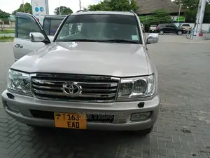 Toyota Land Cruiser 100 4.2 TD Executive 2005 Silver