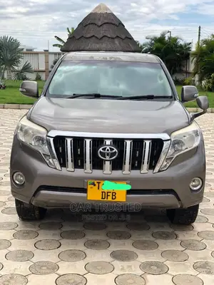 Toyota Land Cruiser Prado 3.0 D-4d (190 Hp) 7 Seats 2016 Silver
