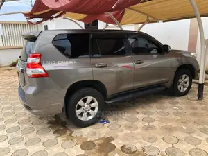 Toyota Land Cruiser Prado 3.0 D-4d (190 Hp) 7 Seats 2016 Silver
