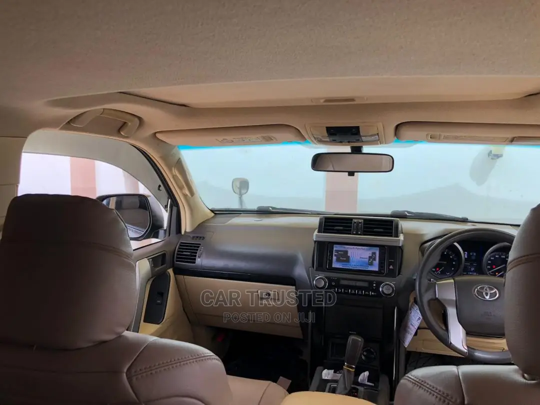 Toyota Land Cruiser Prado 3.0 D-4d (190 Hp) 7 Seats 2016 Silver