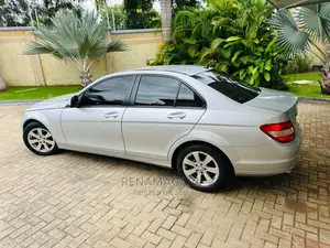 Mercedes-Benz C-Class 2009 Silver