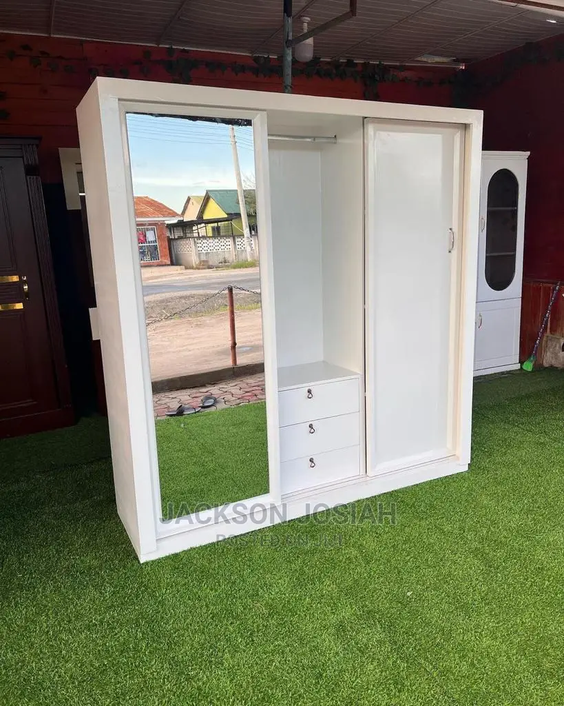Kabati Za Nguo Siding Doors