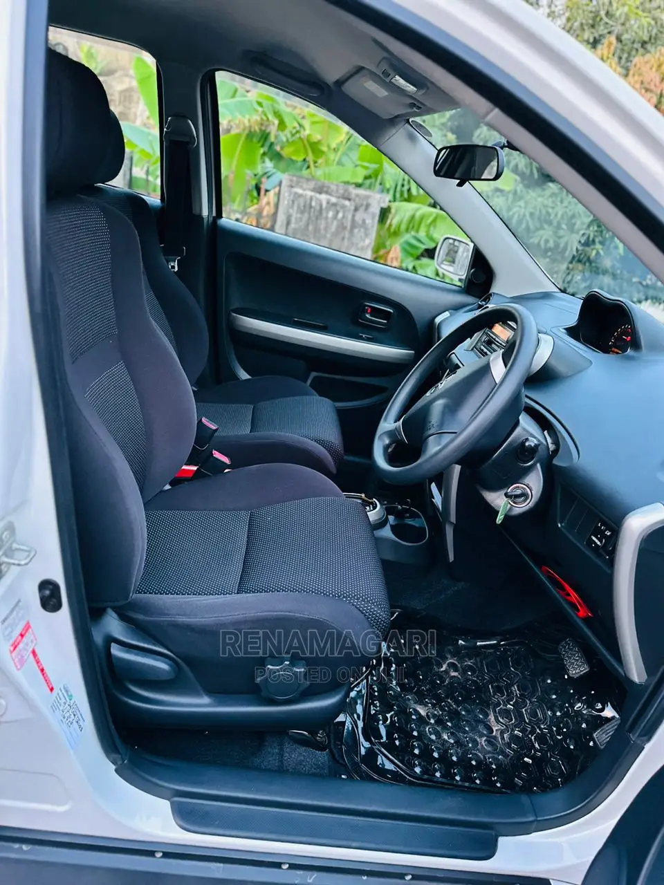 Toyota IST 2005 Silver