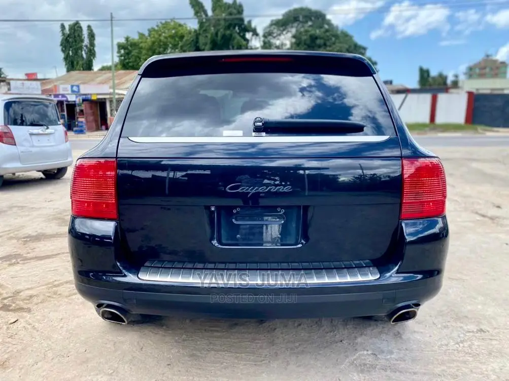 Porsche Cayenne 2005 Black