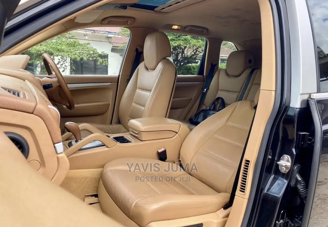 Porsche Cayenne 2005 Black