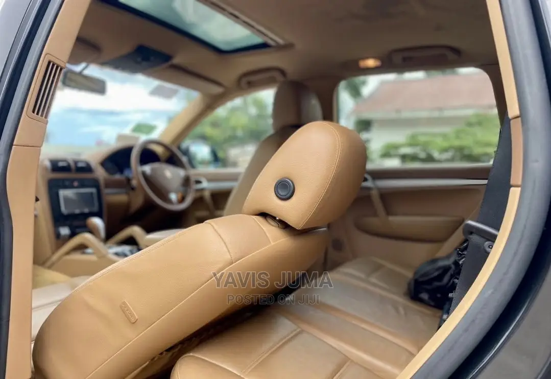 Porsche Cayenne 2005 Black