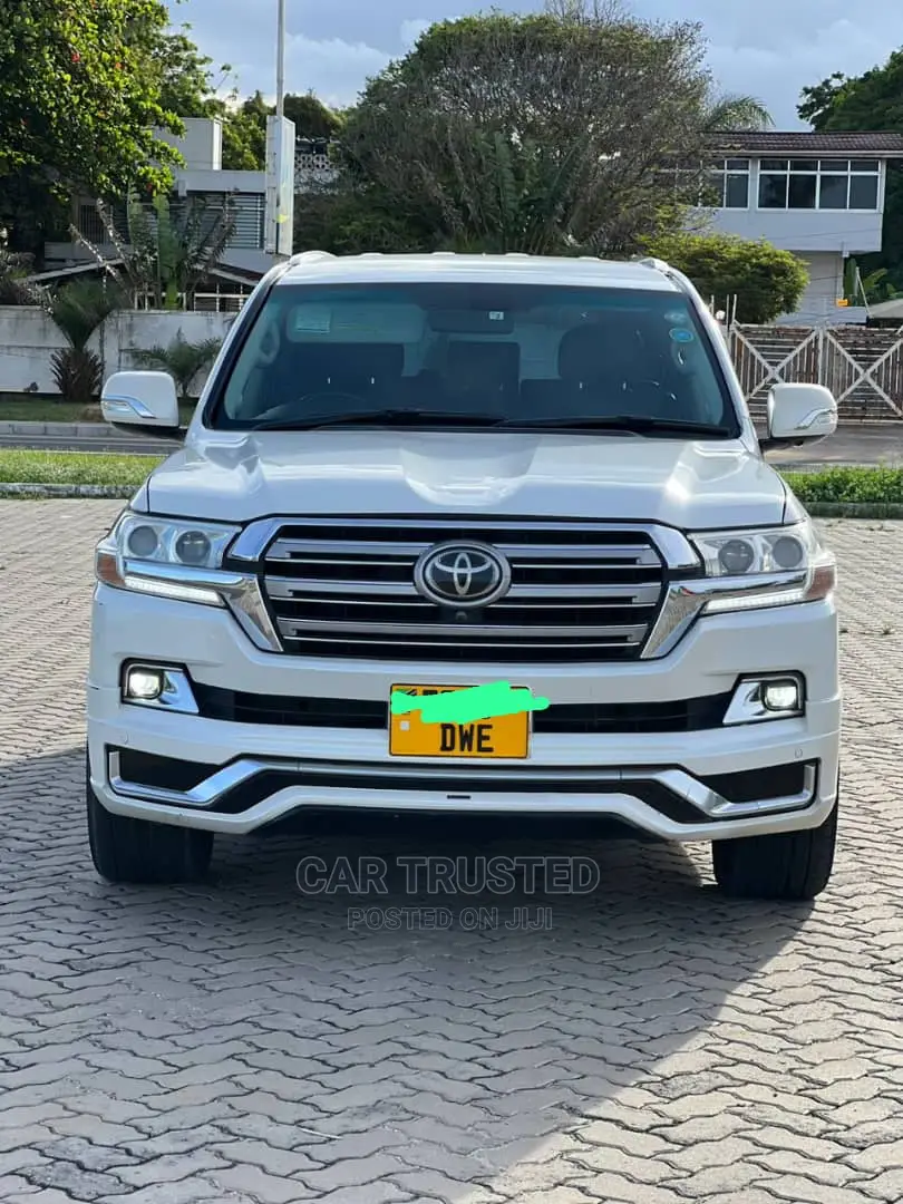 Toyota Land Cruiser 4.5 V8 VXR 2008 White
