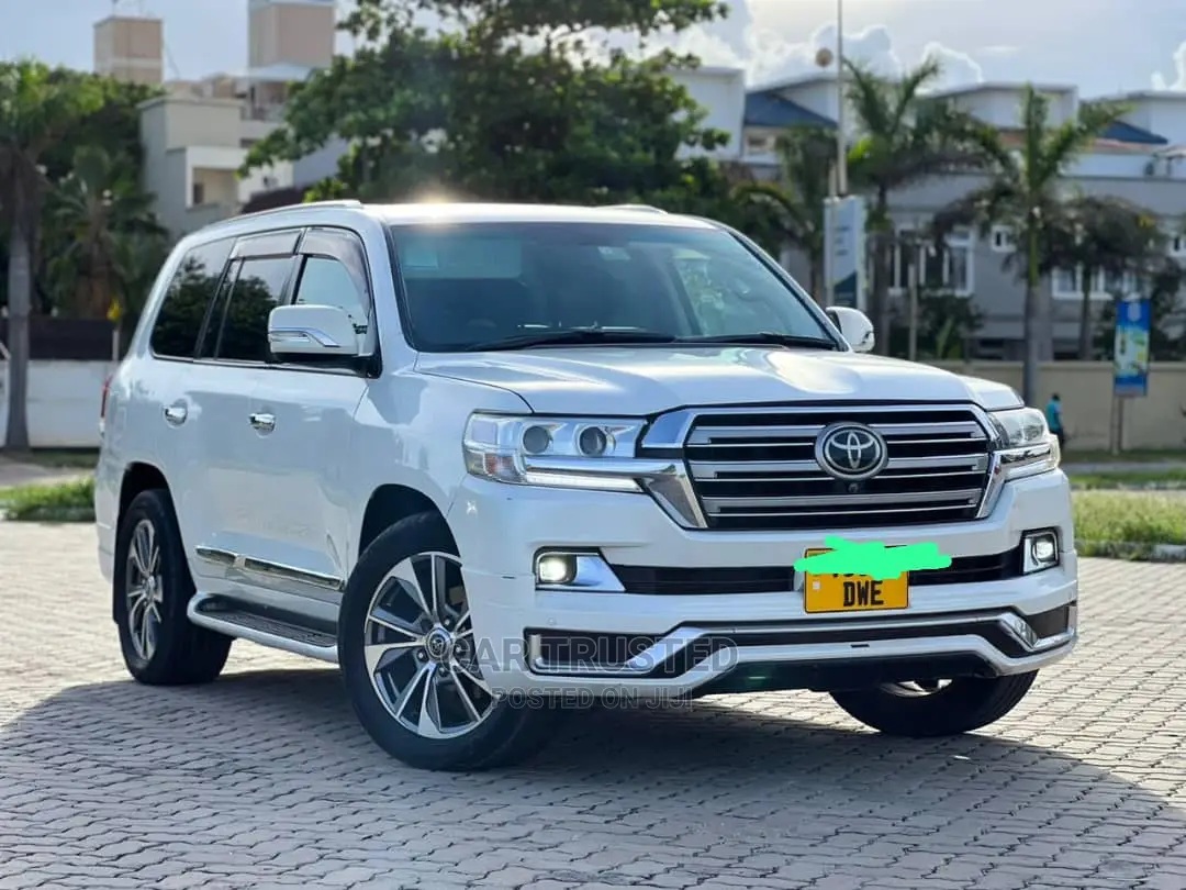 Toyota Land Cruiser 4.5 V8 VXR 2008 White