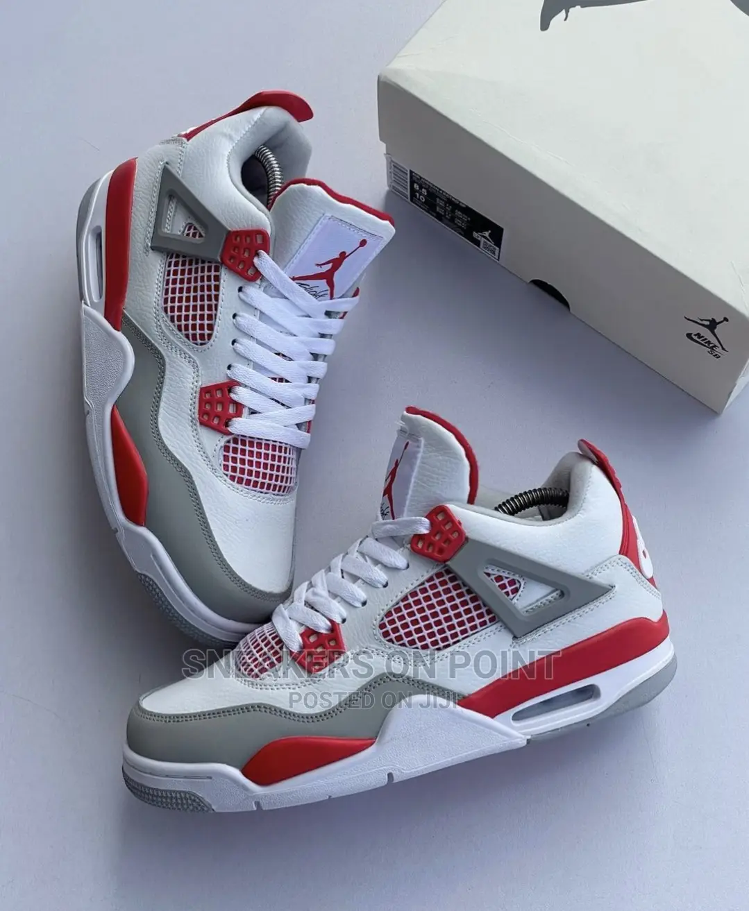 Air Jordan 4
