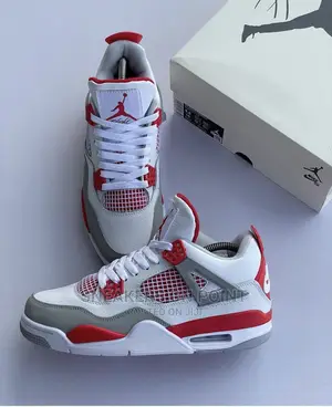 Air Jordan 4