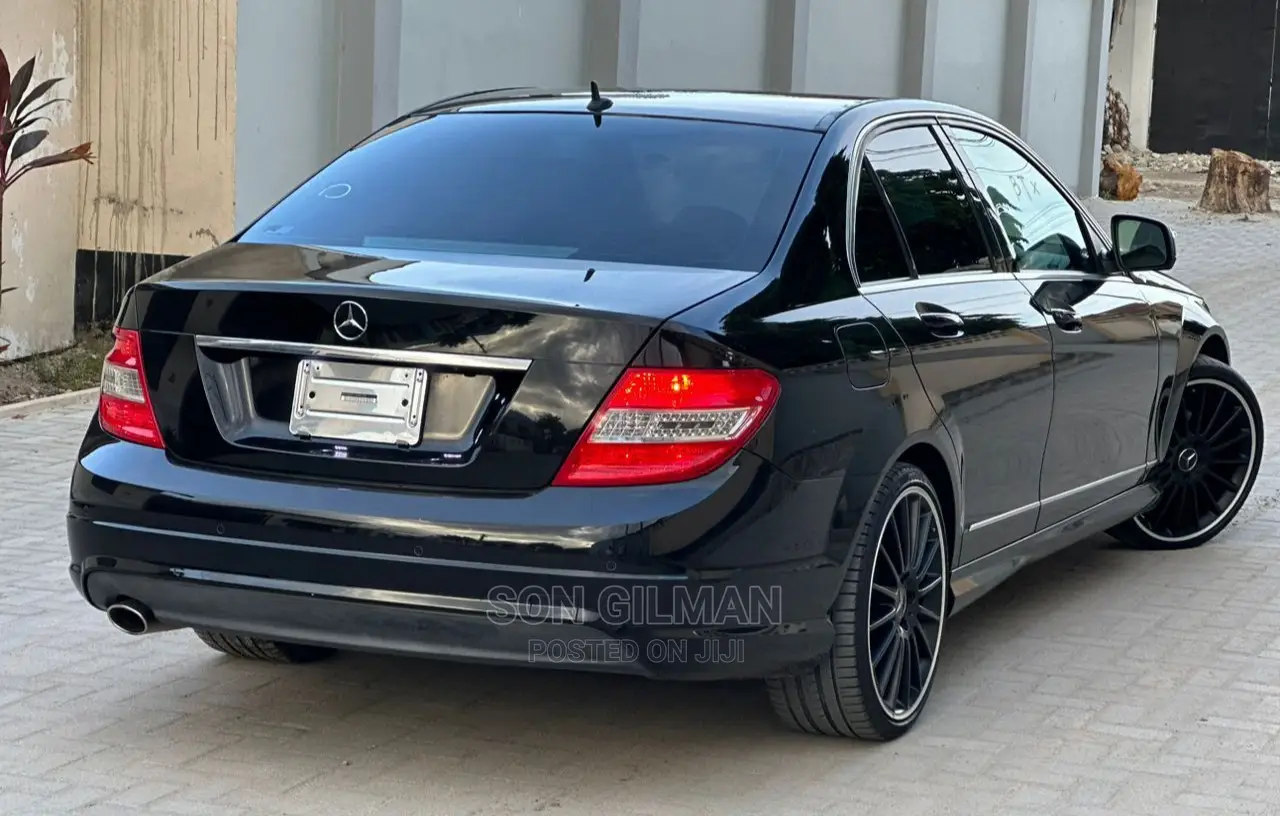 Mercedes-Benz C-Class 2008 Black