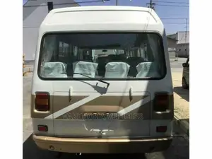 Isuzu Executive Bus 1991 White