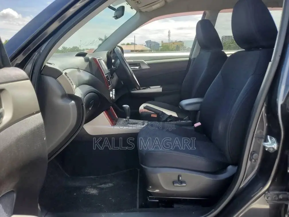 Subaru Forester 2010 Black