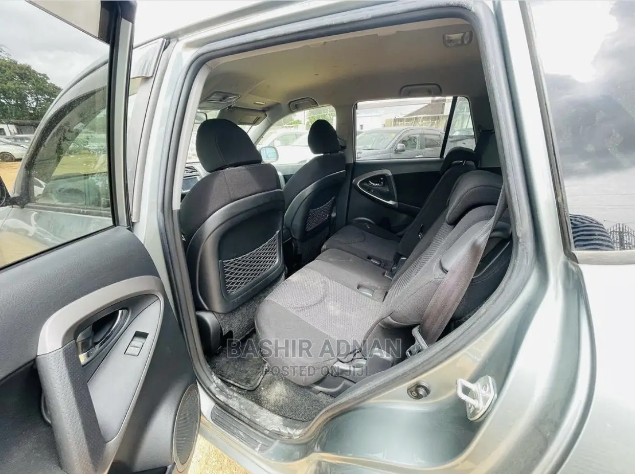 Toyota RAV4 Limited 4x4 2007 Gray