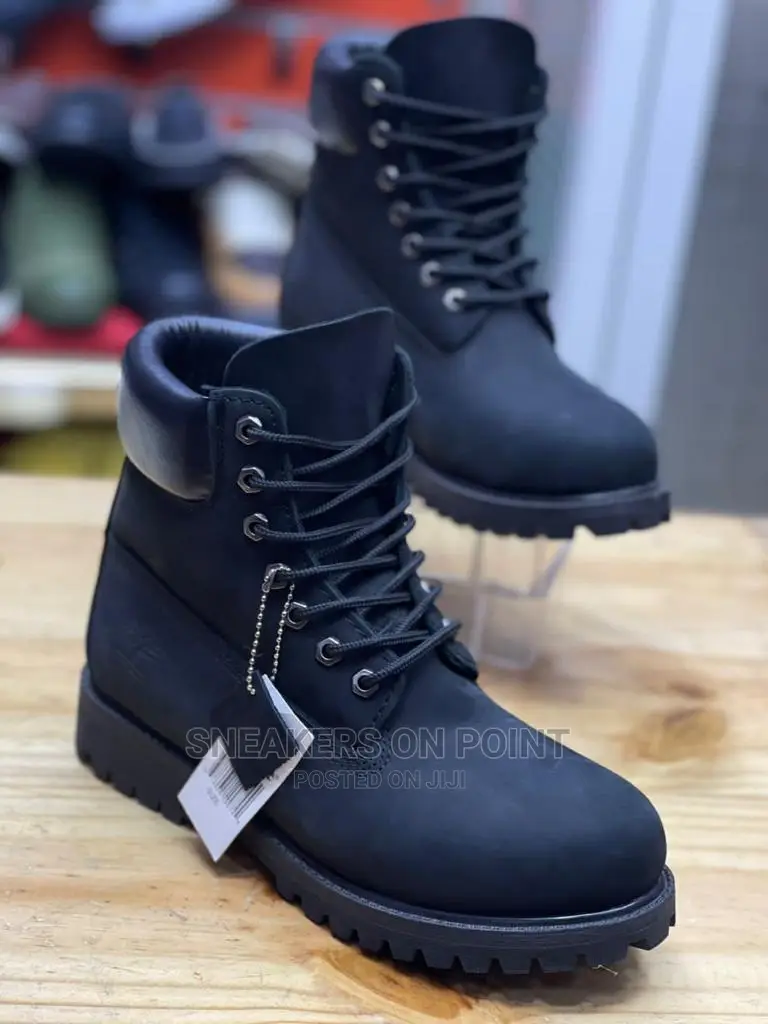 BRAND Timberland Boots