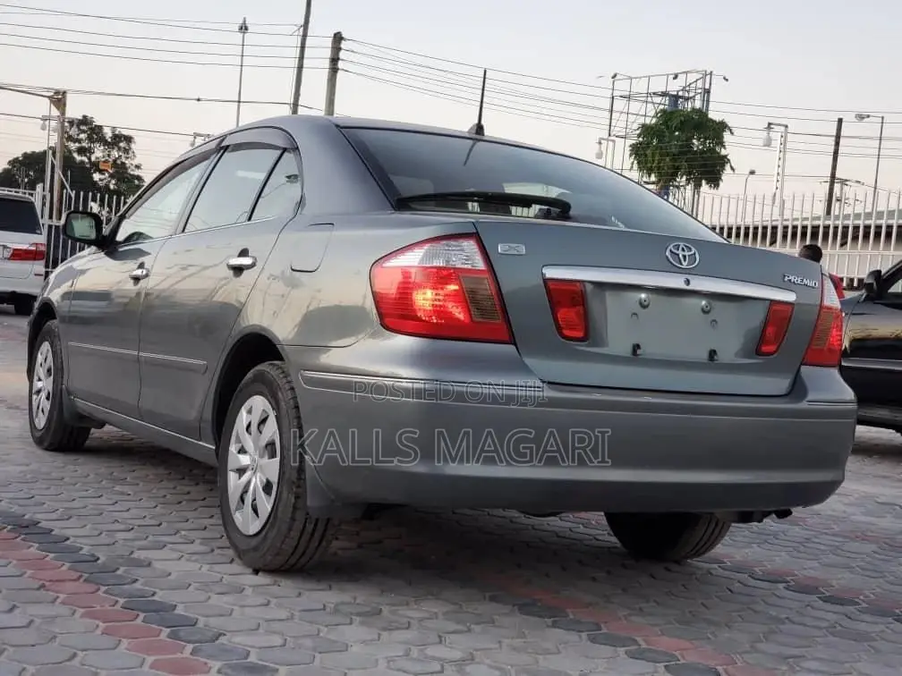 Toyota Premio 2005 Gray
