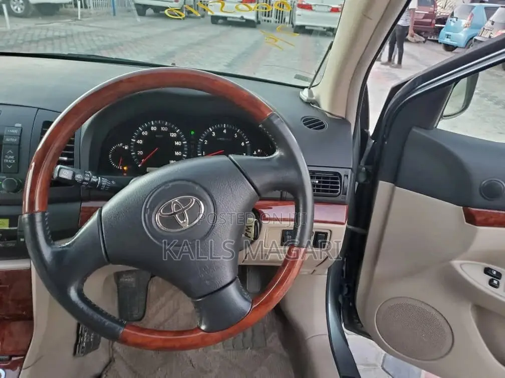 Toyota Premio 2005 Gray