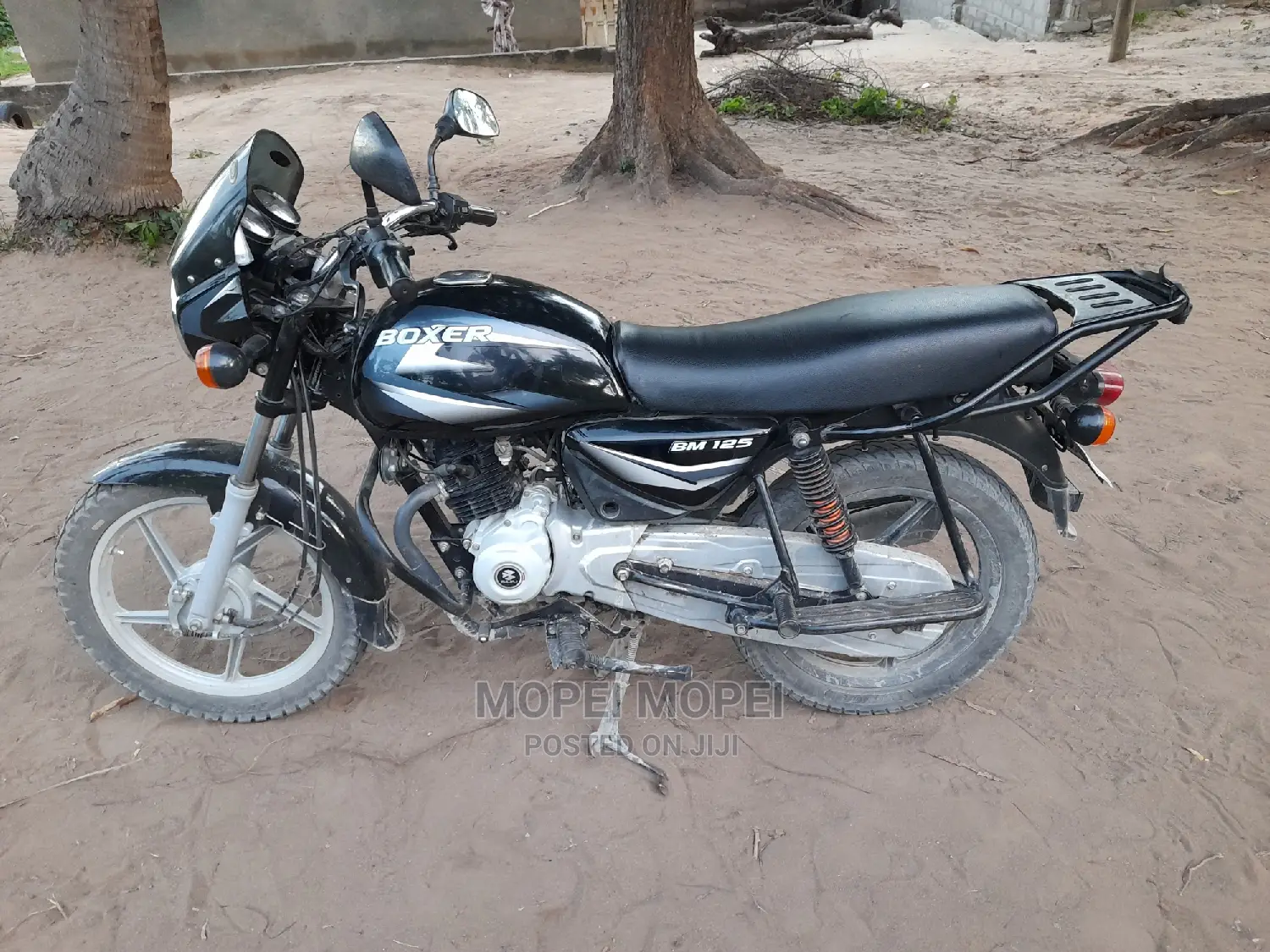 Bajaj Boxer X125 2021 Green